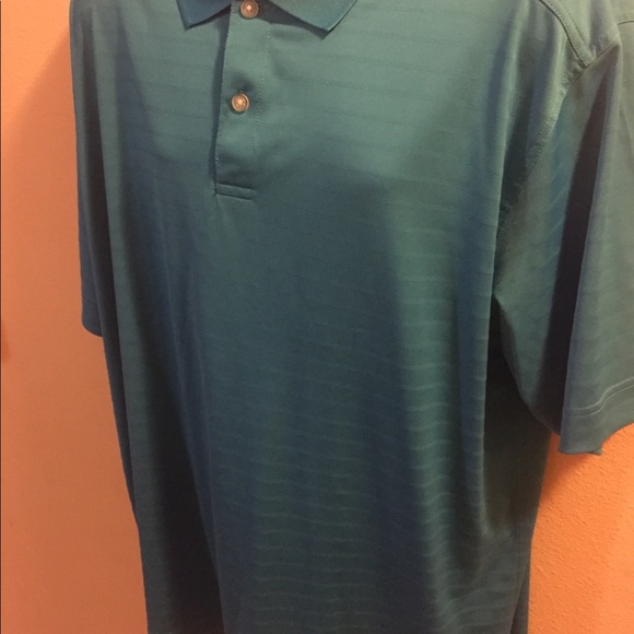Men’s callaway golf buttons up top Sz xxl - Picture 2 of 8
